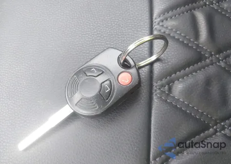 2014 Ford Escape Se z USA, uszkodzony, nr VIN 1FMCU0GXXEUC31049